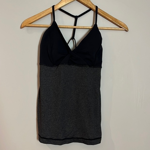 LULULEMON black tank top size 4 - Picture 7 of 7